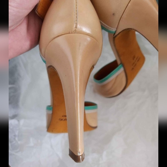 💗Vintage Paul & Betty Tan & Yellow with Blue-Green trims pumps size IT 37 - Picture 7 of 8